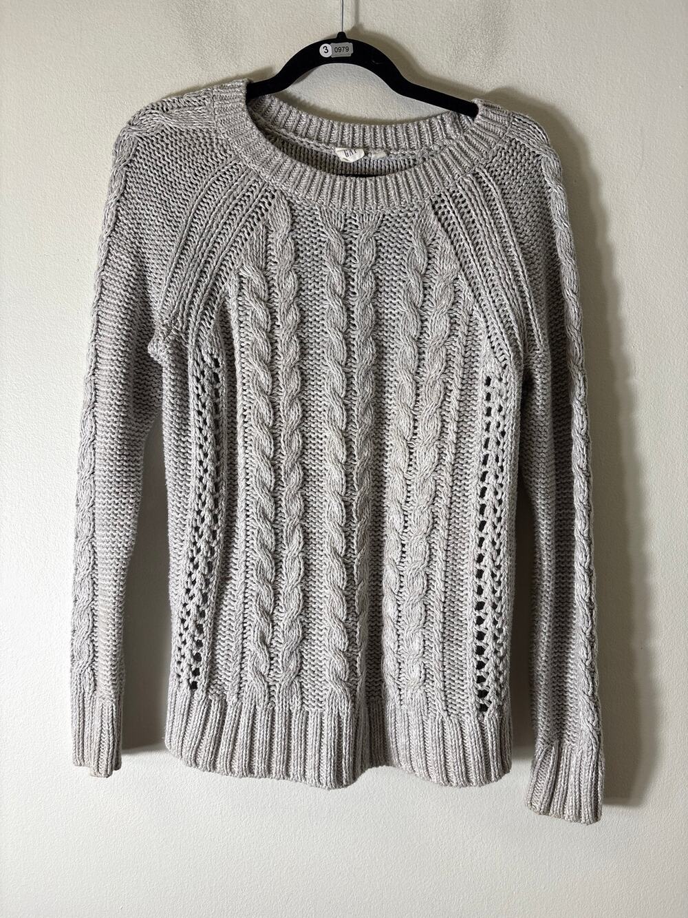 Gap Gray Long Sleeve Crew Neck Cable Knit Sweater Sz M